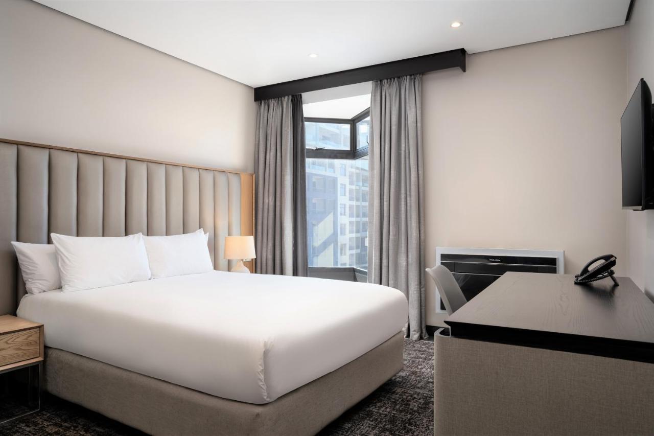 Premier Splendid Inn Umhlanga Дурбан Экстерьер фото